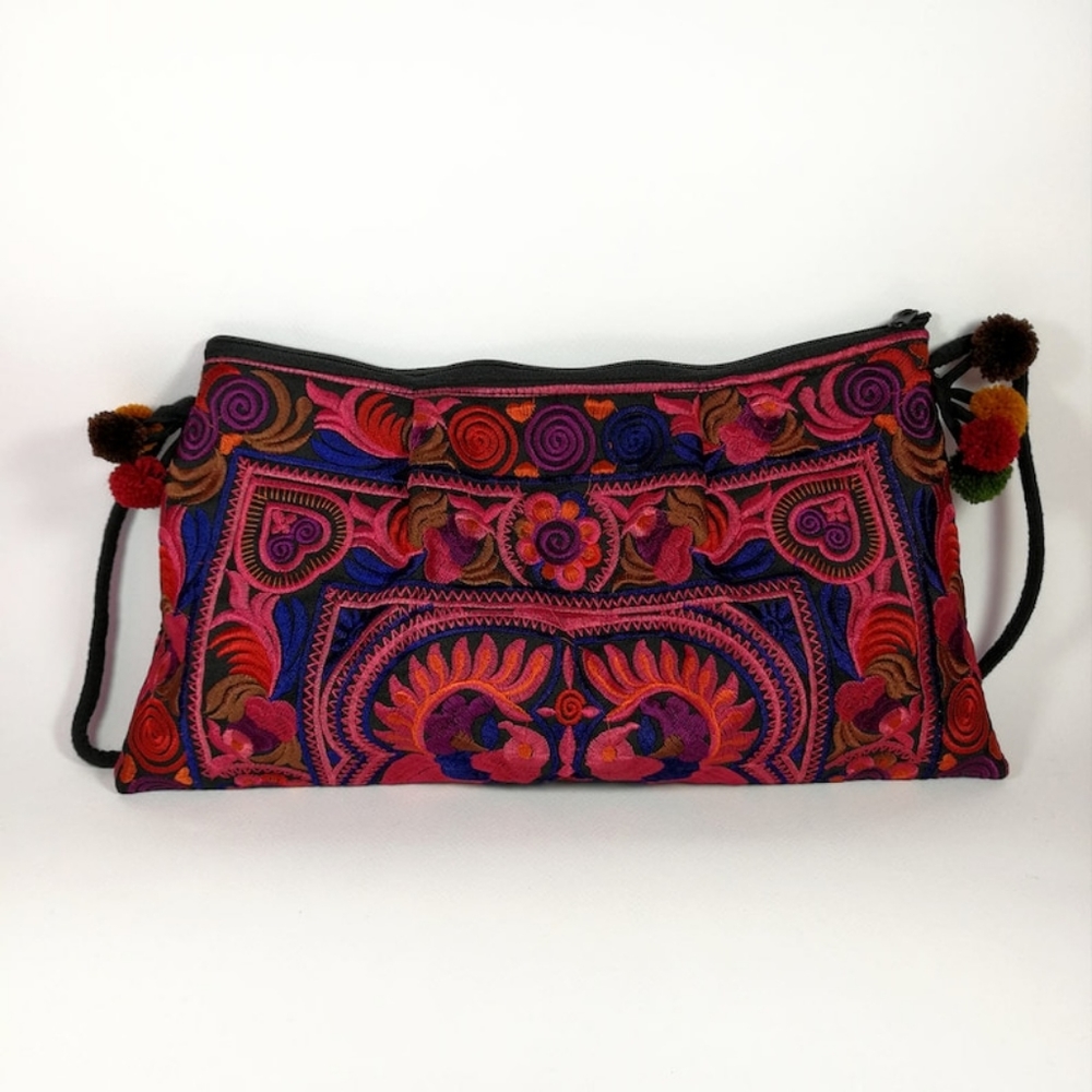 NWOT Boho Embroidered Crossbody Bag - Picture 6 of 8
